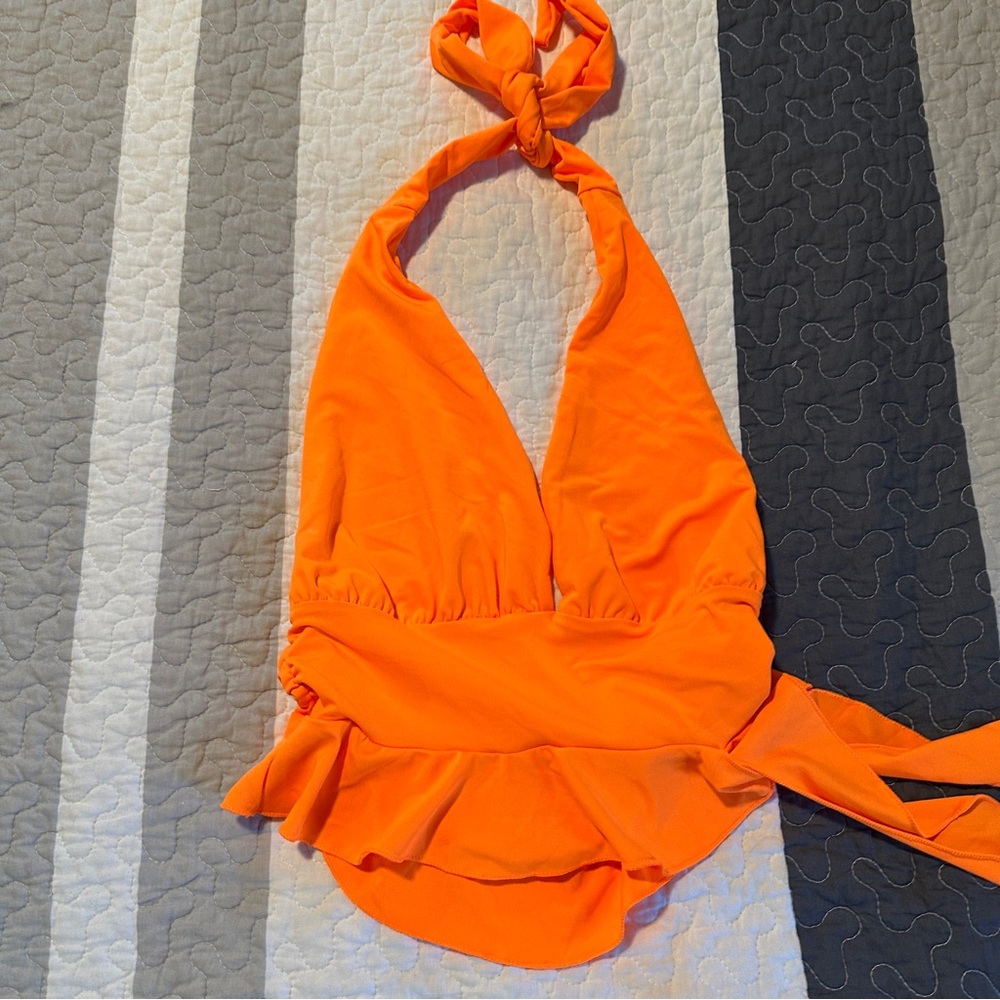 New deep v-neck pull-on halter top. Bright orange. Medium. - Picture 4 of 7